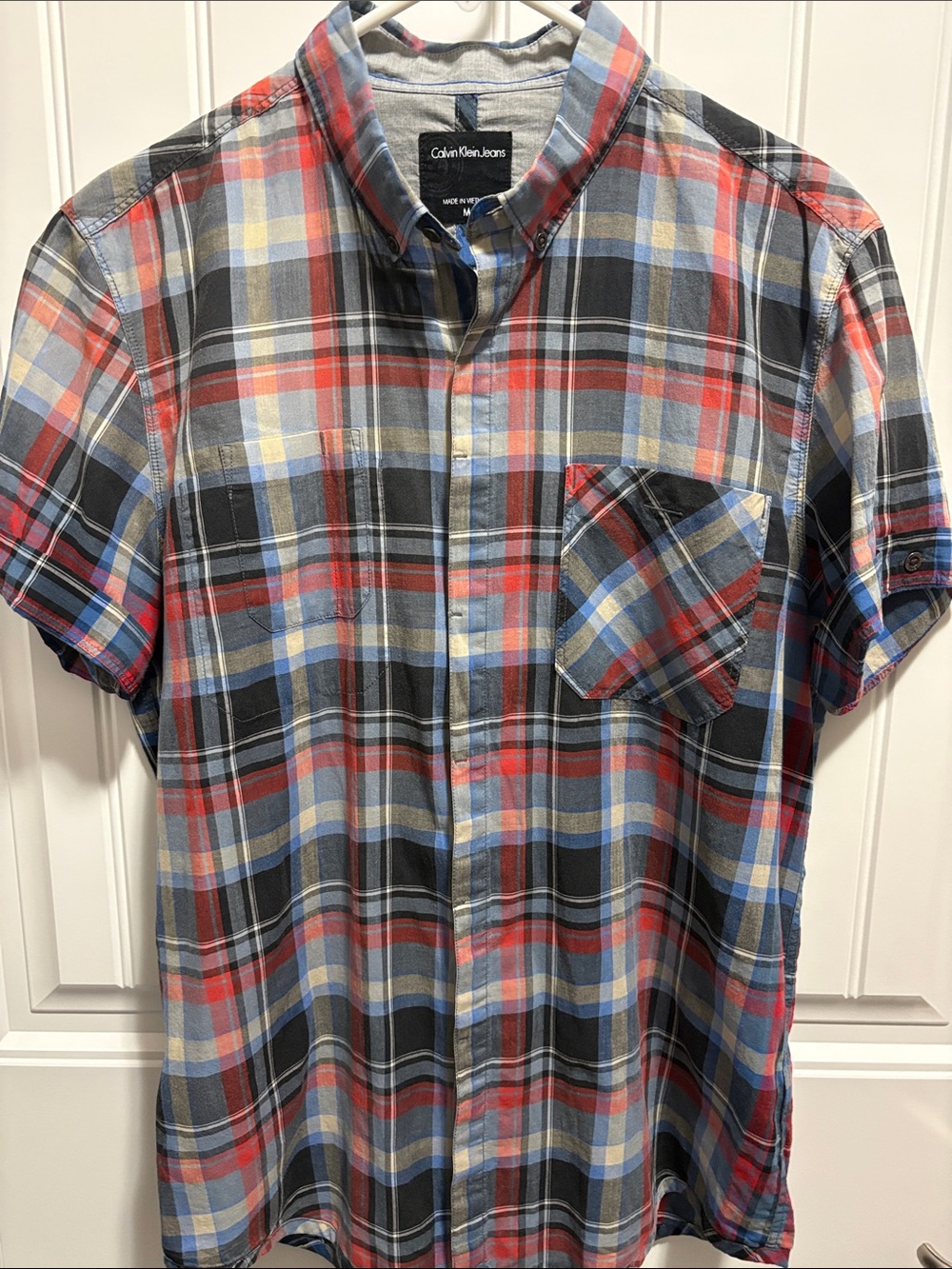 Calvin Klein Jeans Men’s M Plaid Short Sleeve Button Down Shirt Cotton